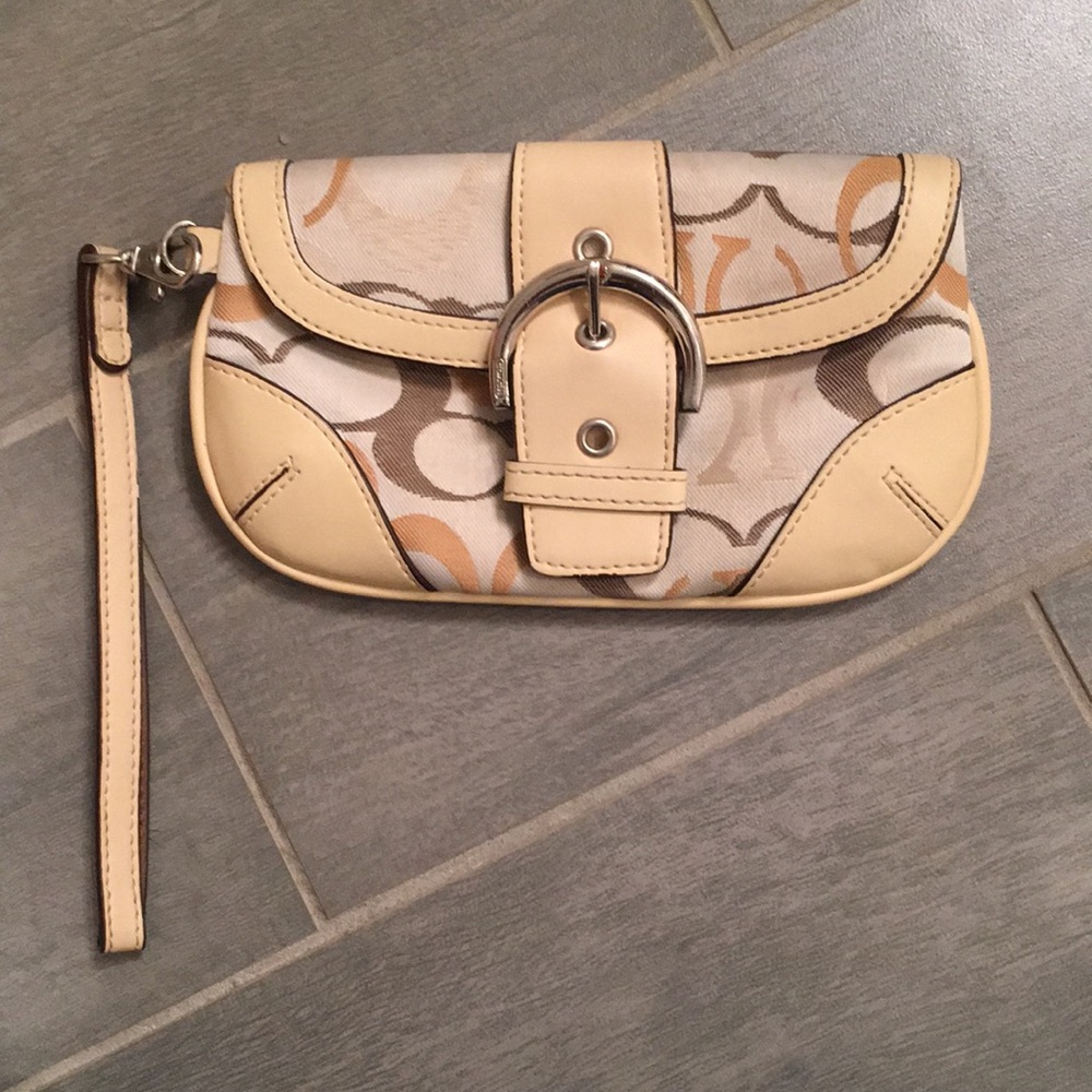 Coach Buckle Front Wristlet - tan
